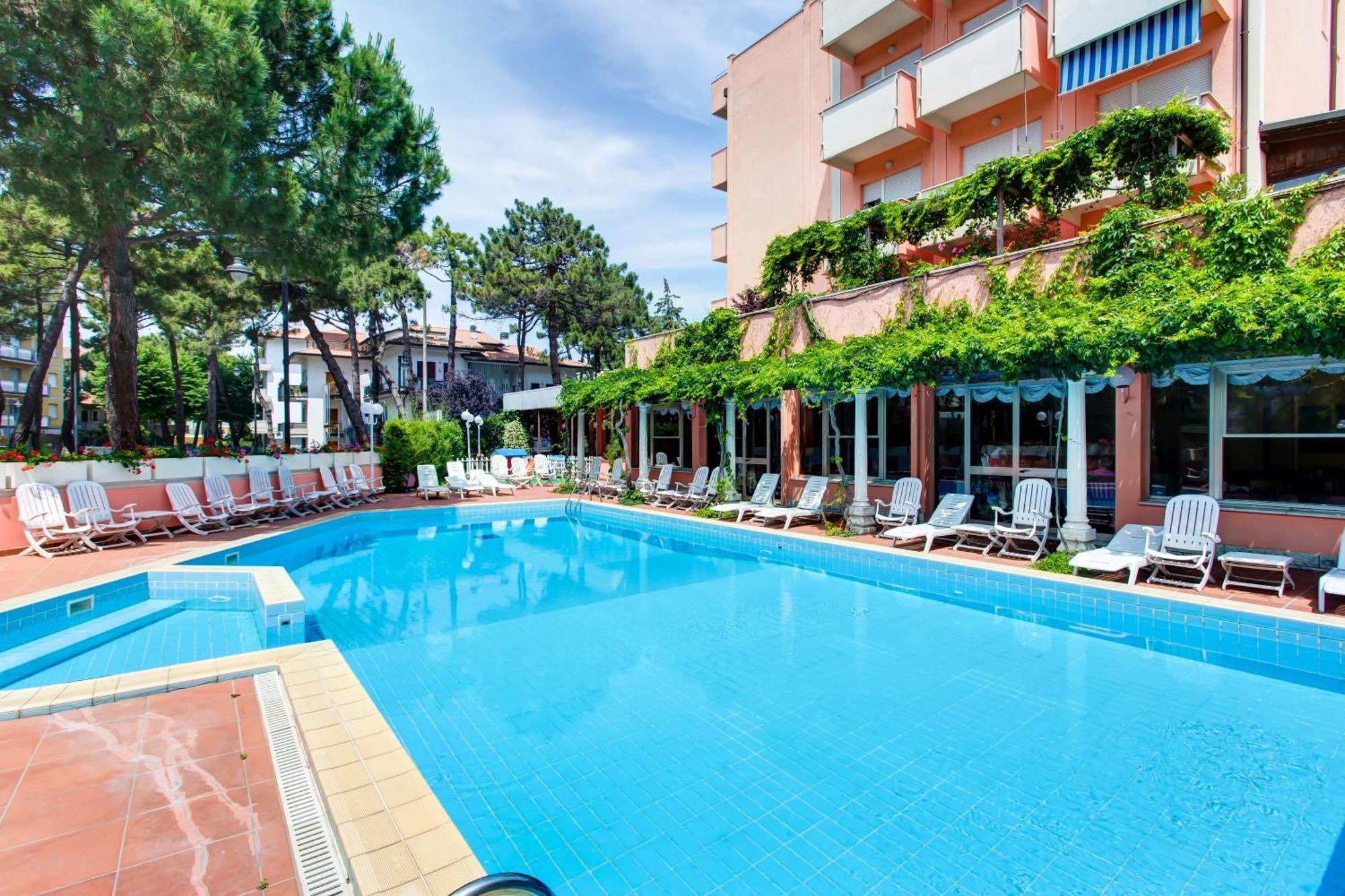 Hotel Meeting Cesenatico Εξωτερικό φωτογραφία