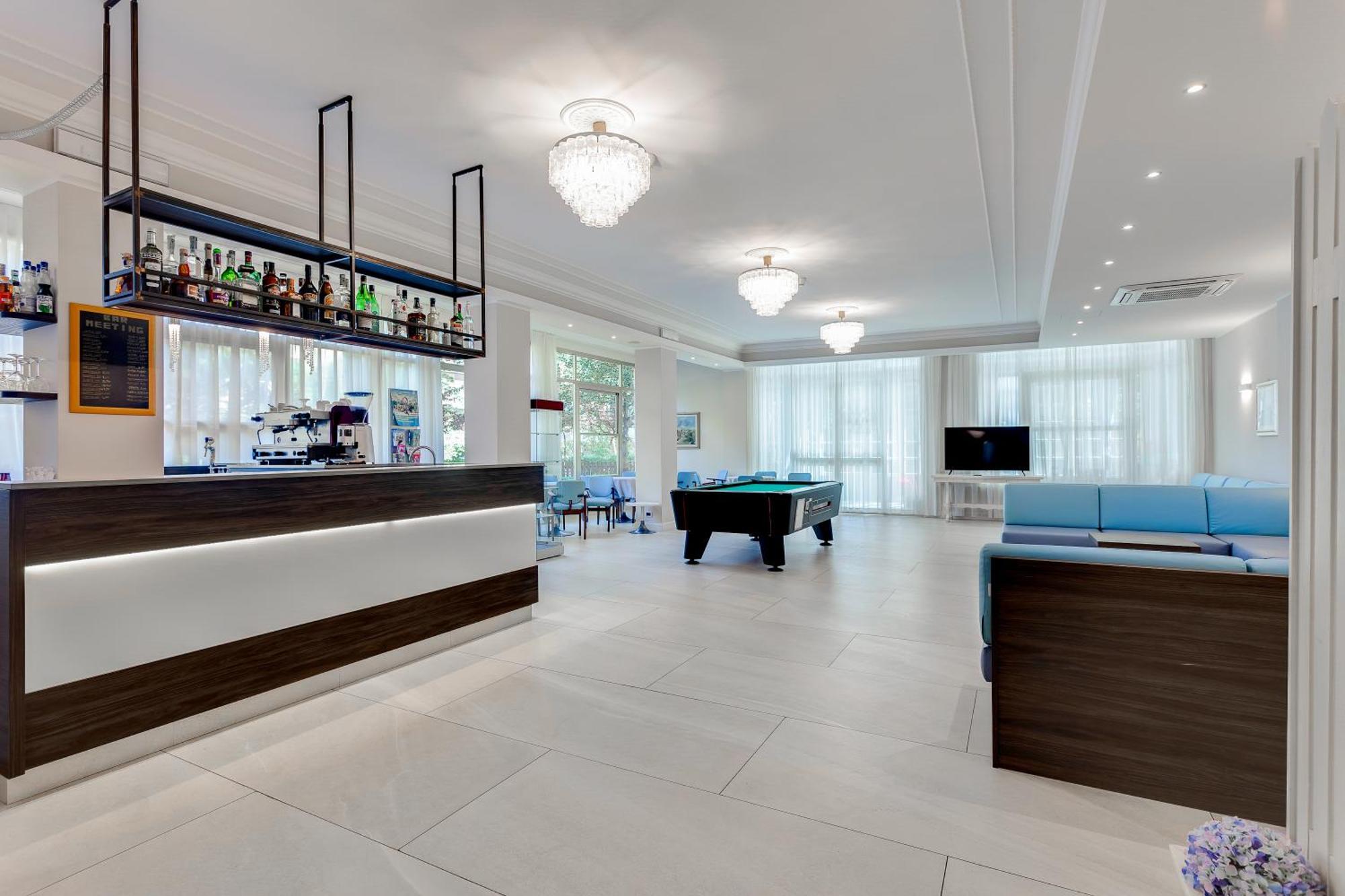 Hotel Meeting Cesenatico Εξωτερικό φωτογραφία