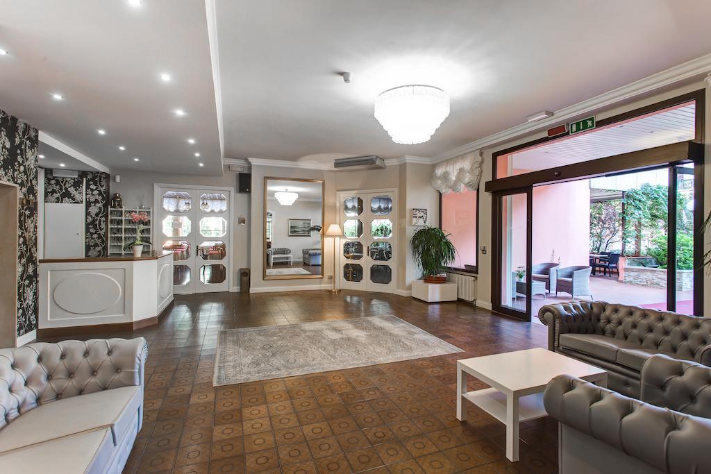 Hotel Meeting Cesenatico Εξωτερικό φωτογραφία
