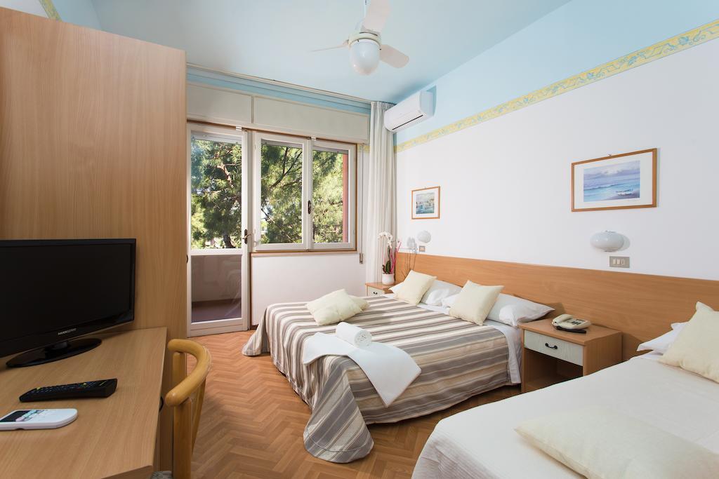 Hotel Meeting Cesenatico Δωμάτιο φωτογραφία