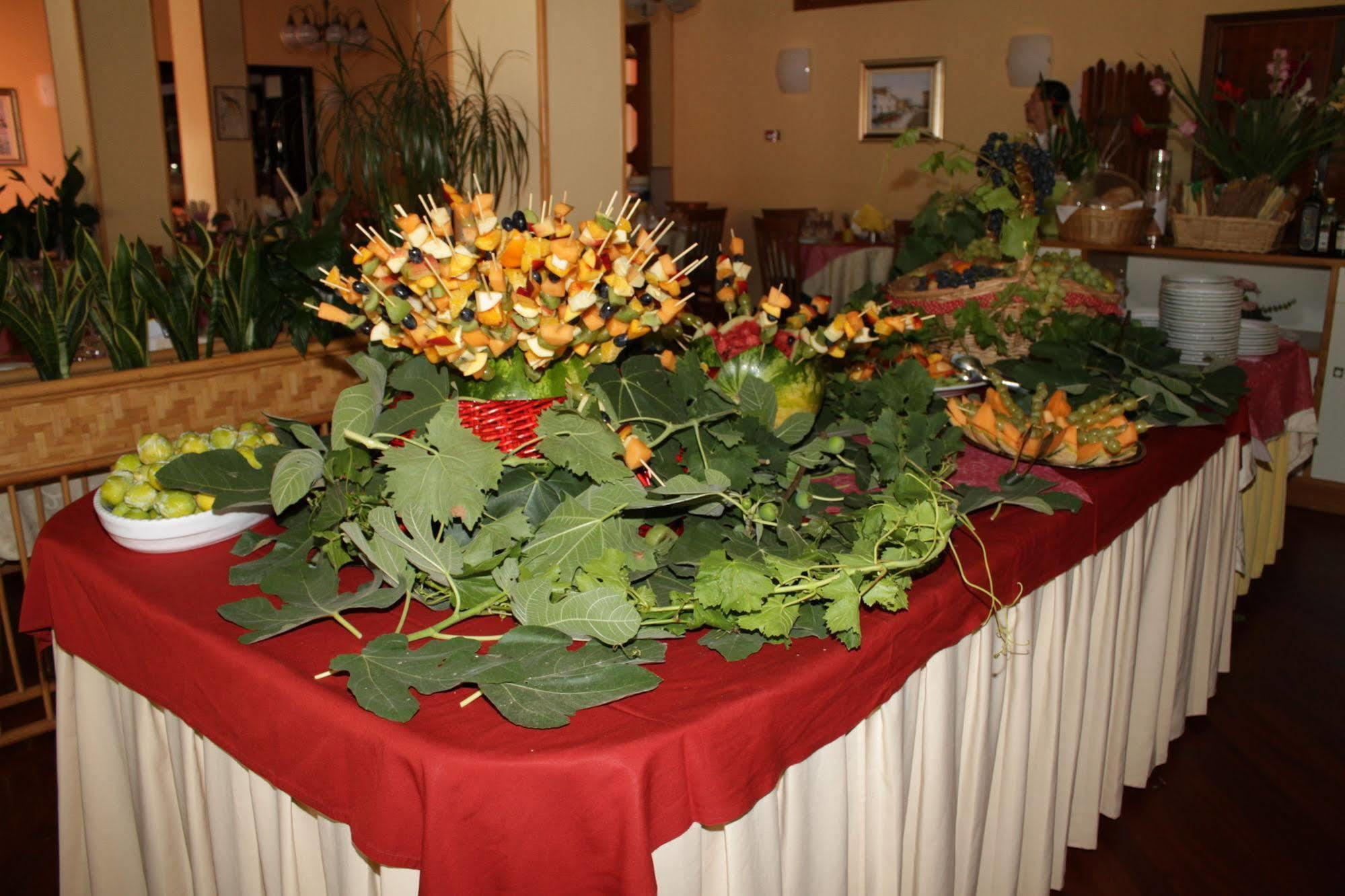 Hotel Meeting Cesenatico Εξωτερικό φωτογραφία