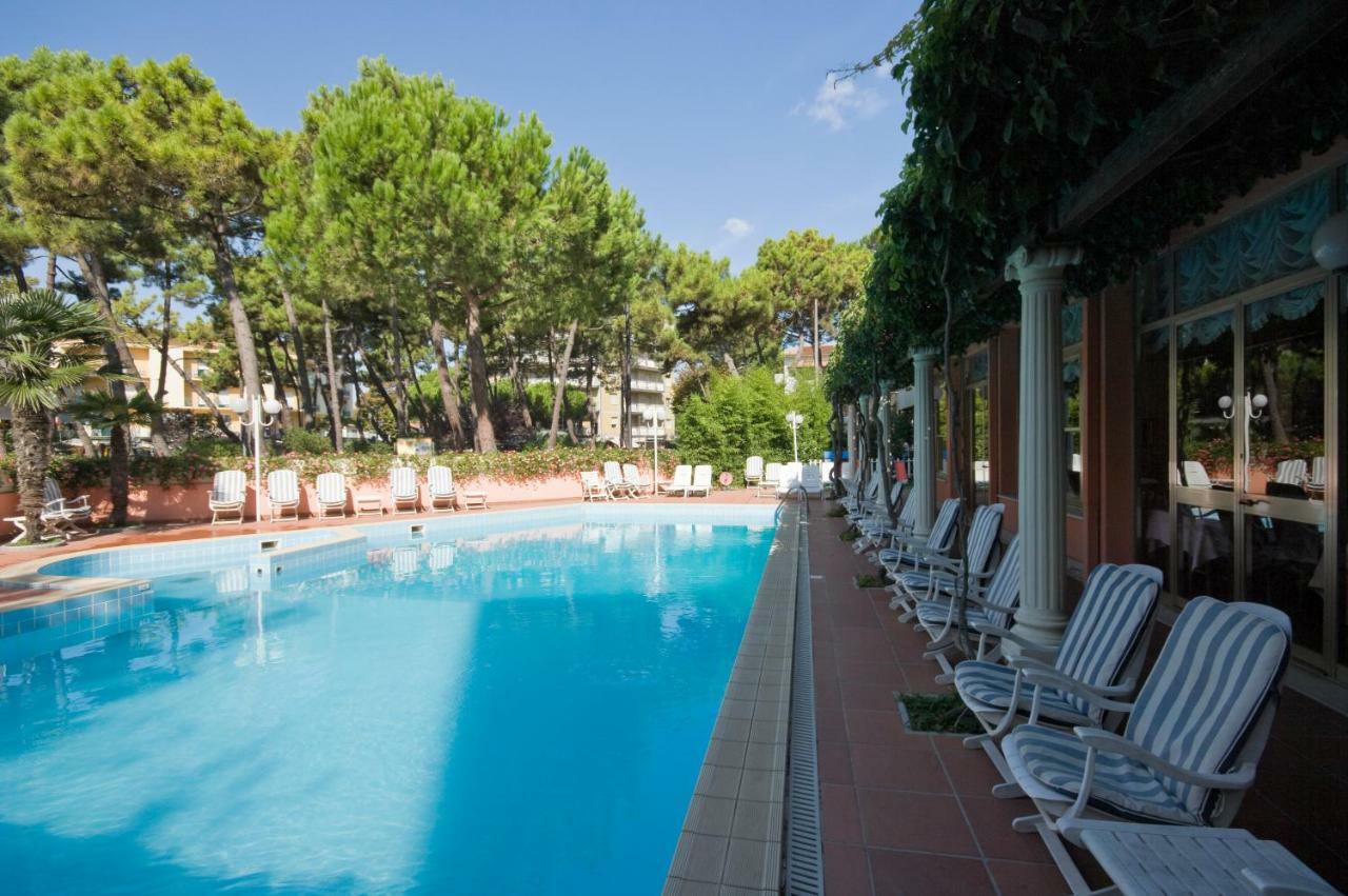 Hotel Meeting Cesenatico Εξωτερικό φωτογραφία
