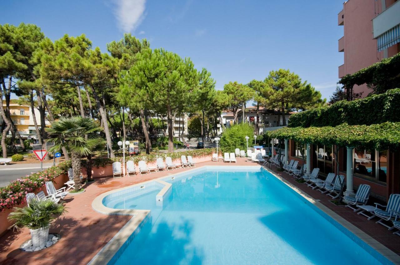 Hotel Meeting Cesenatico Εξωτερικό φωτογραφία